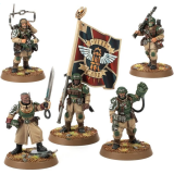 Миниатюра Games Workshop WH40K: Astra Mlitarum Cadian Command Squad (2023) (47-09)