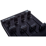 Микшерный пульт Native Instruments Traktor Kontrol F1 (22504)